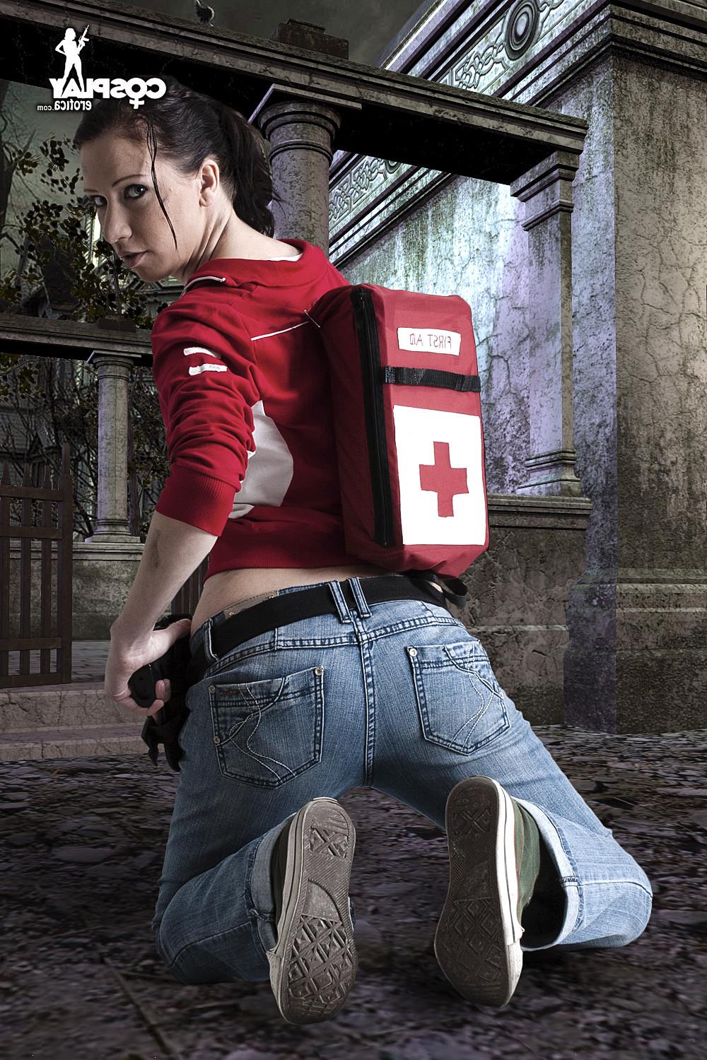 16P Left 4 Dead Cosplay