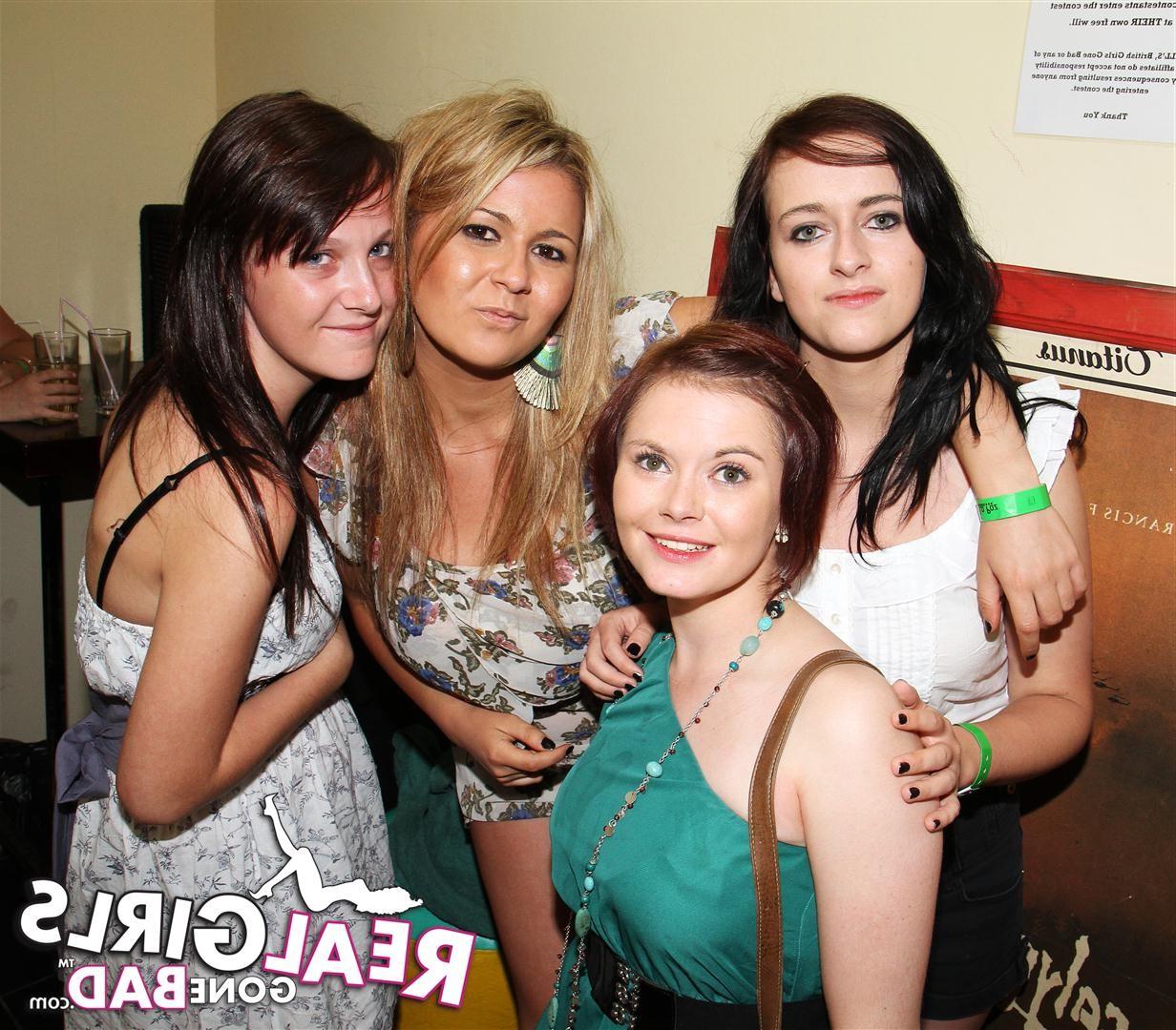 20P Drunking 4 hot babes