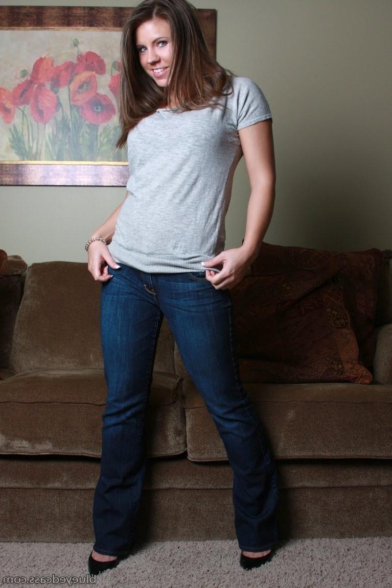 15P Brunette teen tease Cass