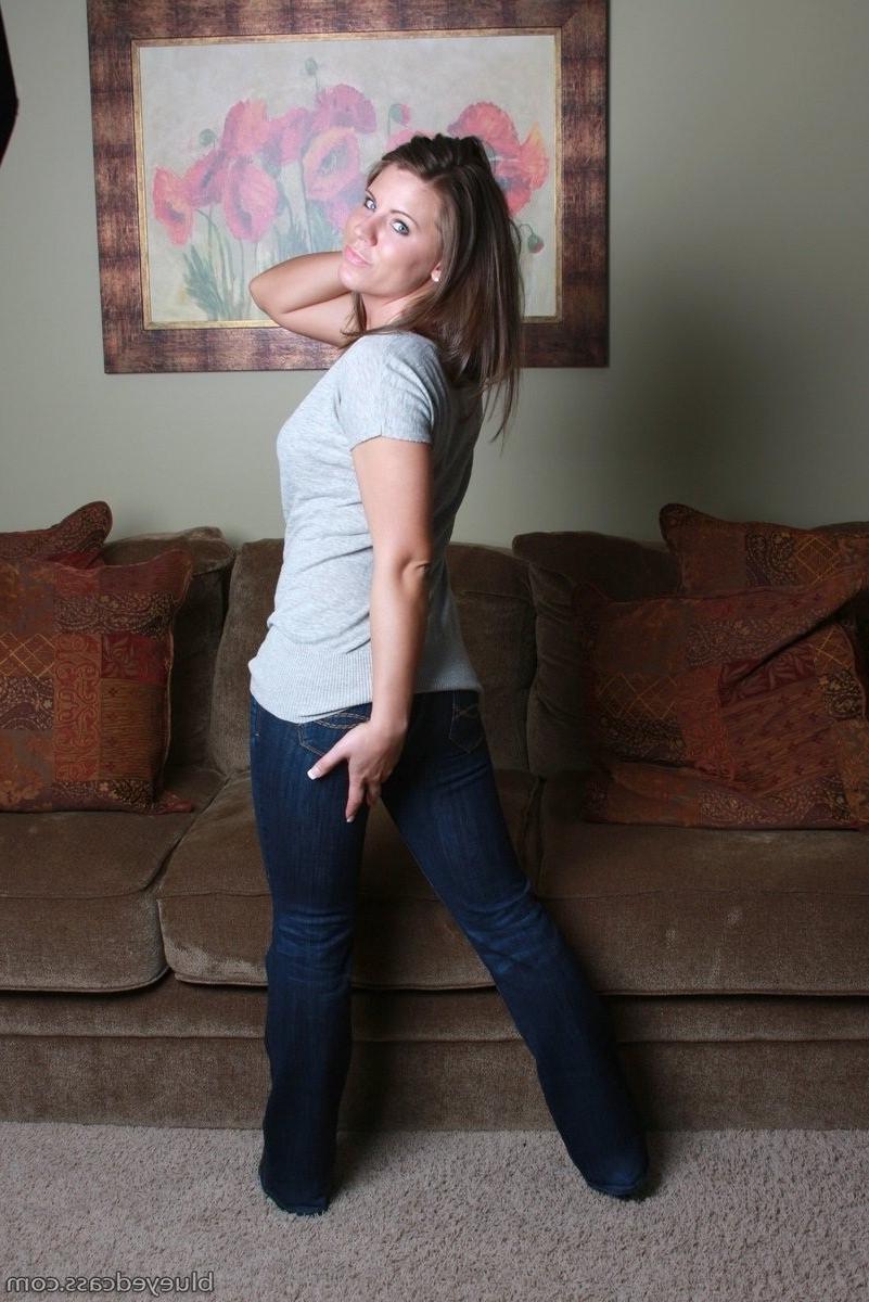 15P Brunette teen tease Cass