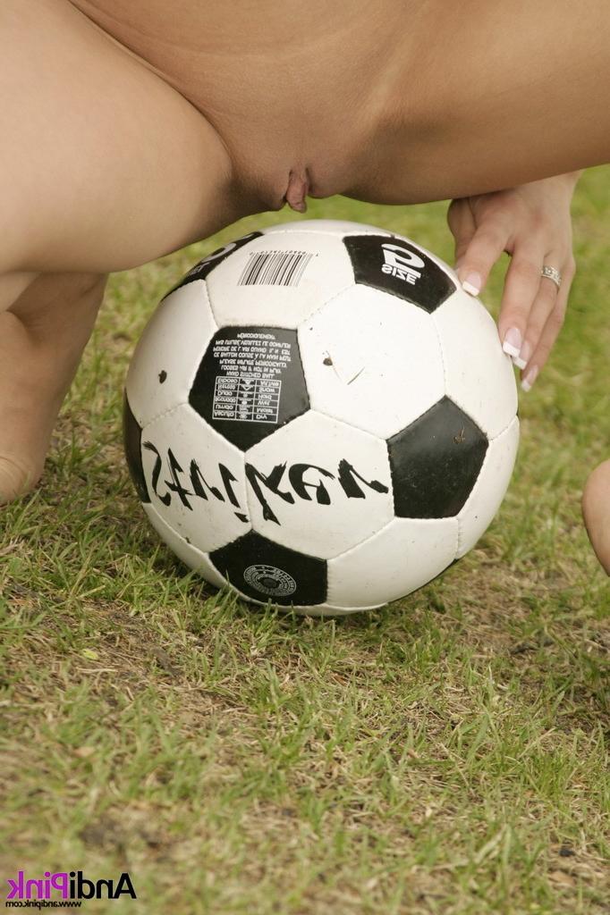 16P Soccer teen girl naked on the pitch