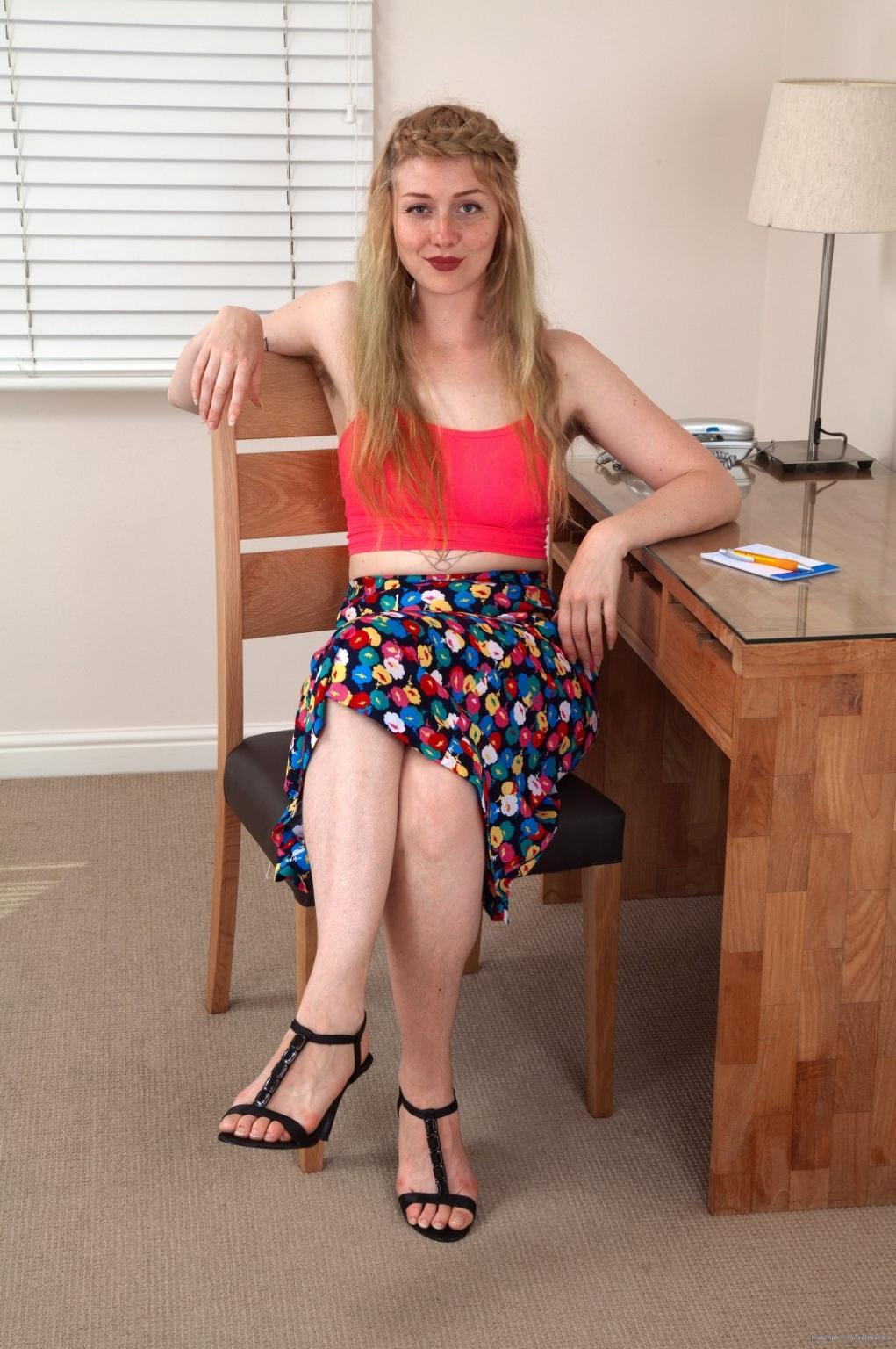 15P All natural Verina strips to spread her hairy muff wide open