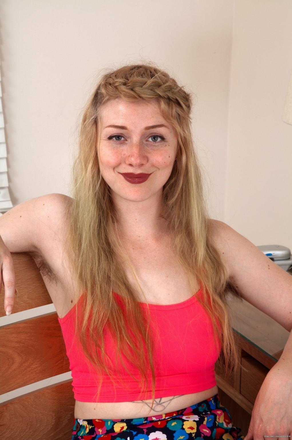 15P All natural Verina strips to spread her hairy muff wide open