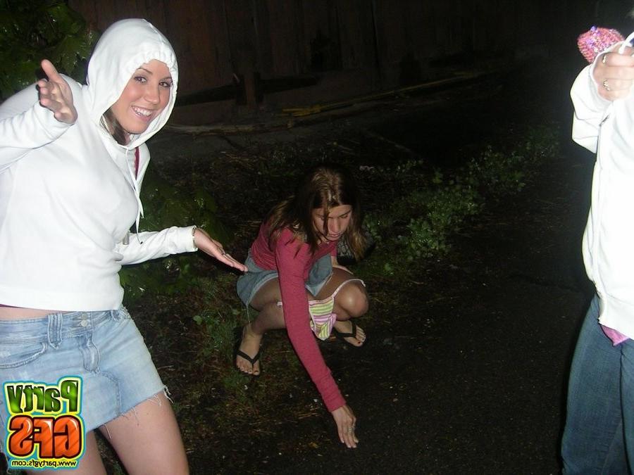 15P Really drunk amateur girlfriends exposed
