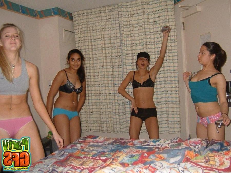 15P Really drunk amateur girlfriends exposed