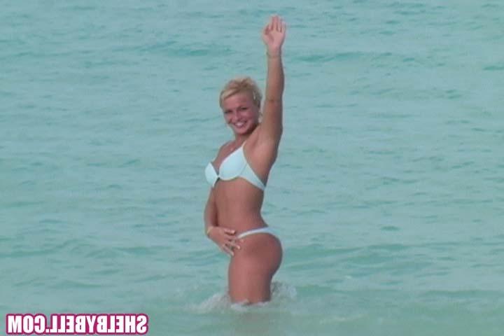 15P Blonde beach girl Shelby Bell masturbating with a blue dildo