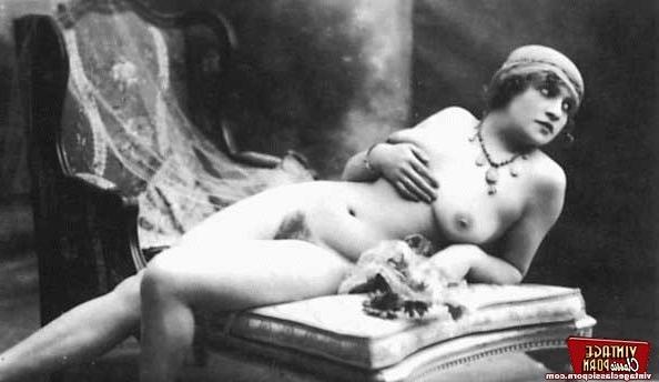 12P French vintage ladies showing their bodies from the 1920s