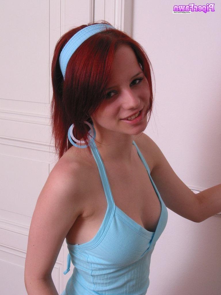15P Piper talking dirty on the phone nude