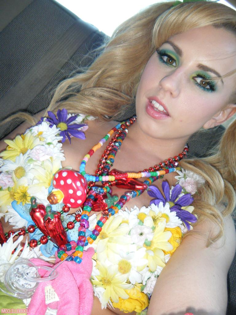 15P Lexi Belle collected these photos while partying in costume