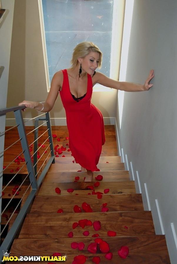 12P 3 hot lesbians share a hard dildo fuck in these sexy lesbo valentines fuck pics 