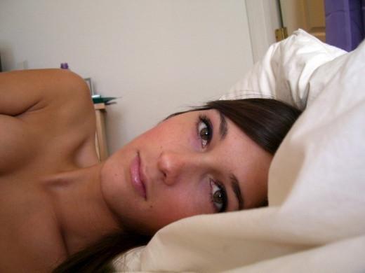 16P Pictures of various naked amateur babes
