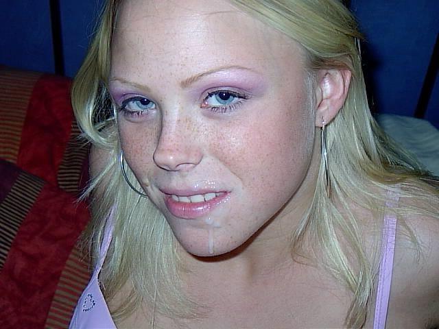 16P Blonde Ruskie flaunts her naked body