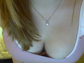 16P Hot closeup pictures of wet amateur snatch