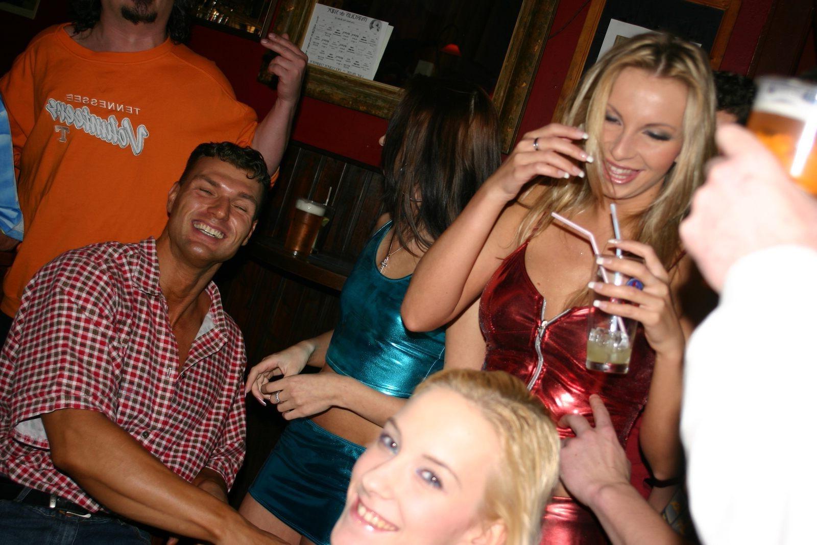 16P Wild Hardcore Sex Party