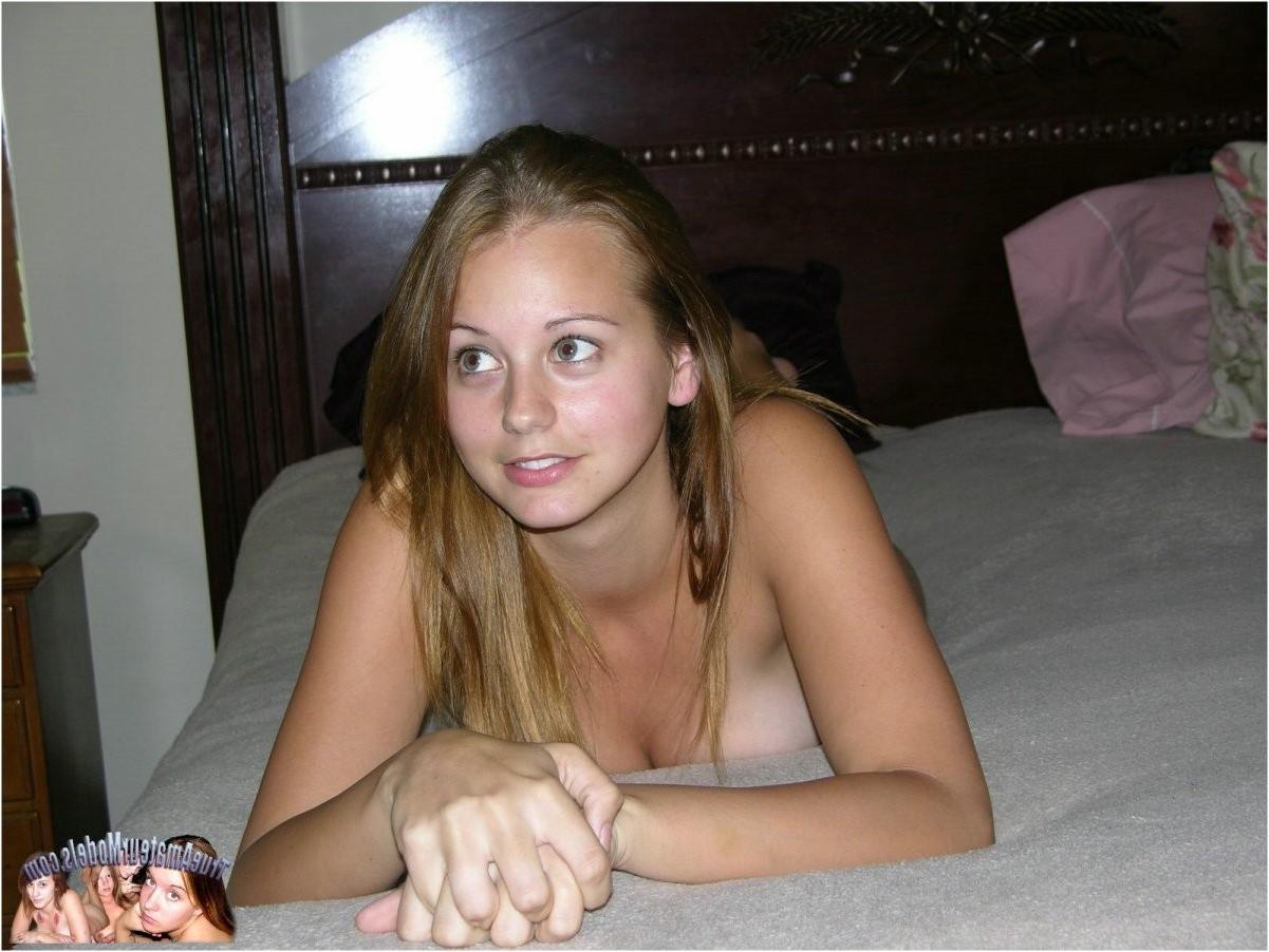 22P Dirty Amateurs exposing and spreading filthy assholes and pussy holes