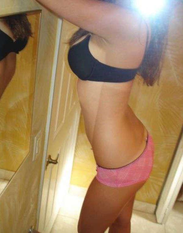 16P Hot chick in two-piece suits