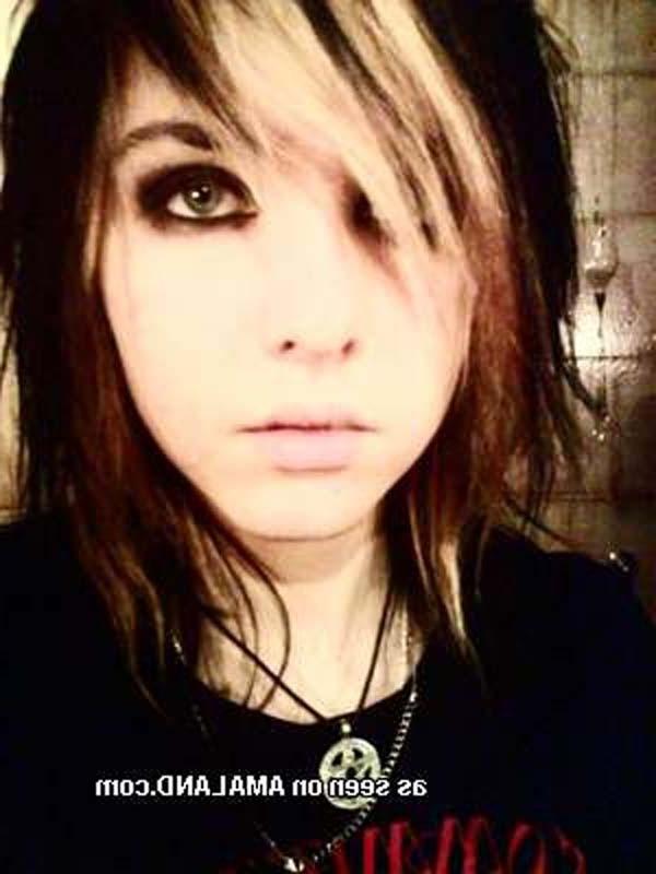 16P Hot and sultry amateur alternative girlfriends