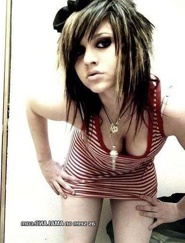 16P Hot and sultry amateur alternative girlfriends