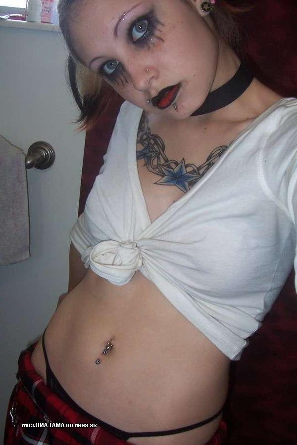 16P Hot and sultry amateur alternative girlfriends