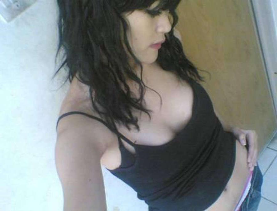 10P Pictures of cutie oriental amateur babes
