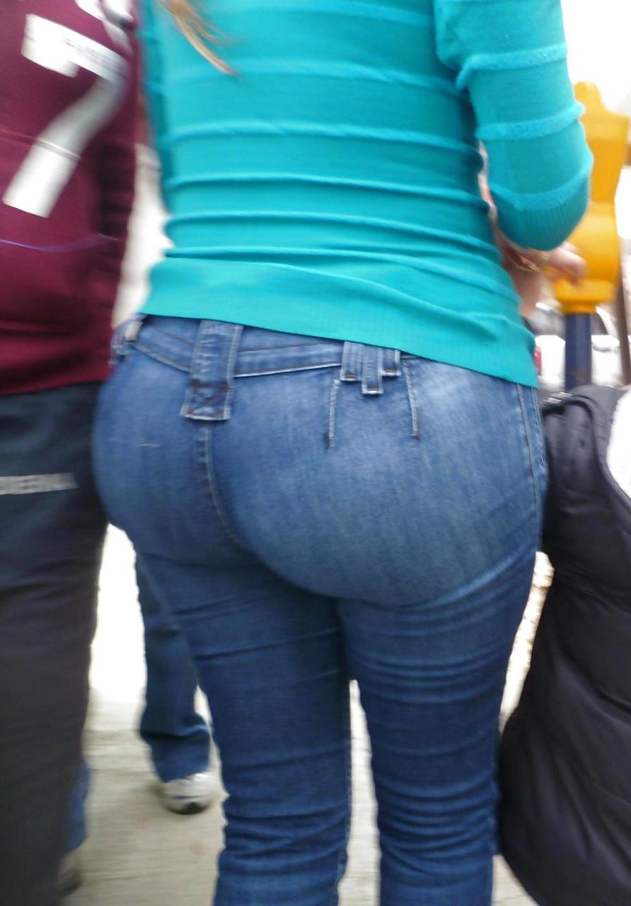 17P THICK LATINA BITCHES