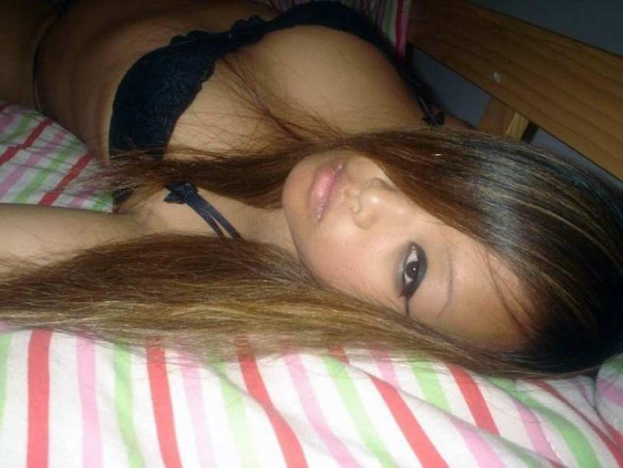 10P Picture gallery of various amateur kinky oriental babes
