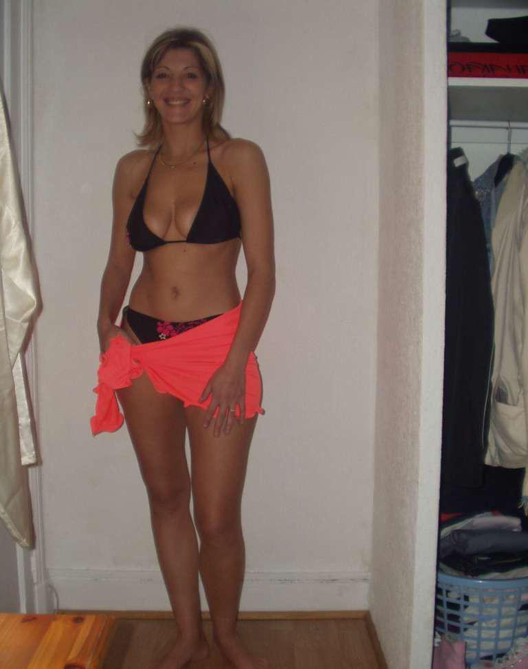 15P MILF in two-piece suit