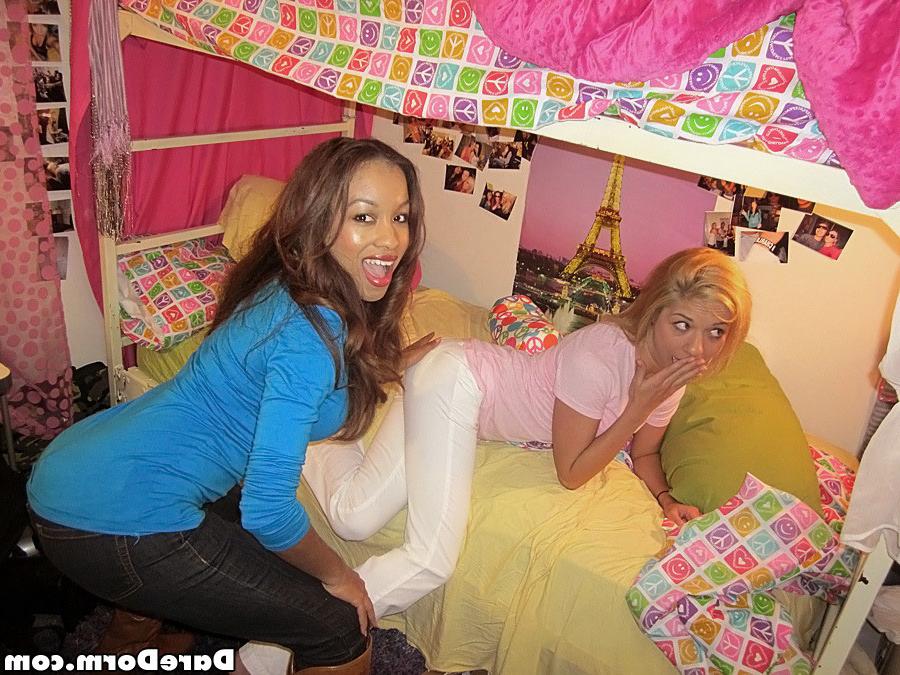 12P Super hot college undies teen banged real dorm room sex parties hot sex