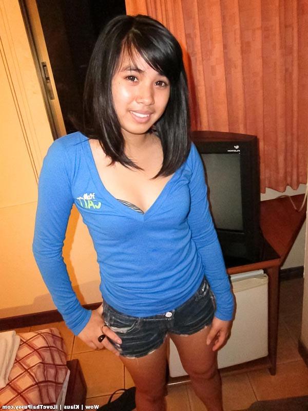 15P Hot closeups of teen thai babe being fucked and jizzed
