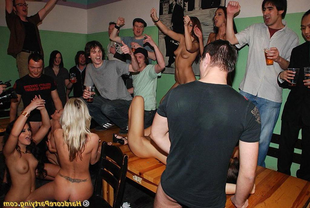 20P Lots of fine ASS at a San Fran sex party