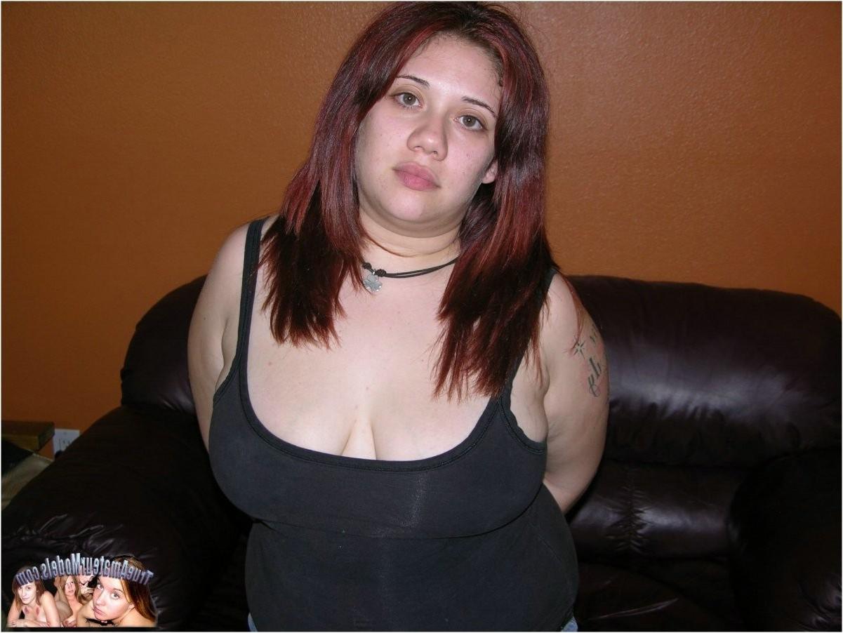 22P Dirty Florida Amateurs Spreads Pink Pussies And Tight Assholes
