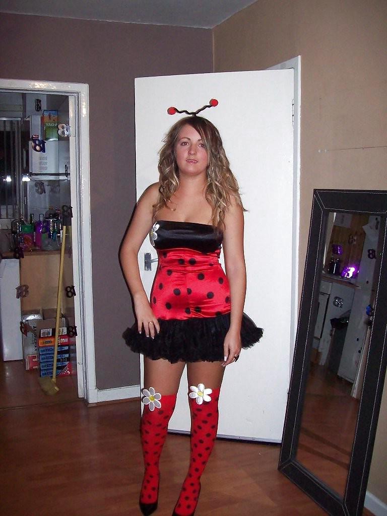 24P Cosplay Girls (Ladybird)