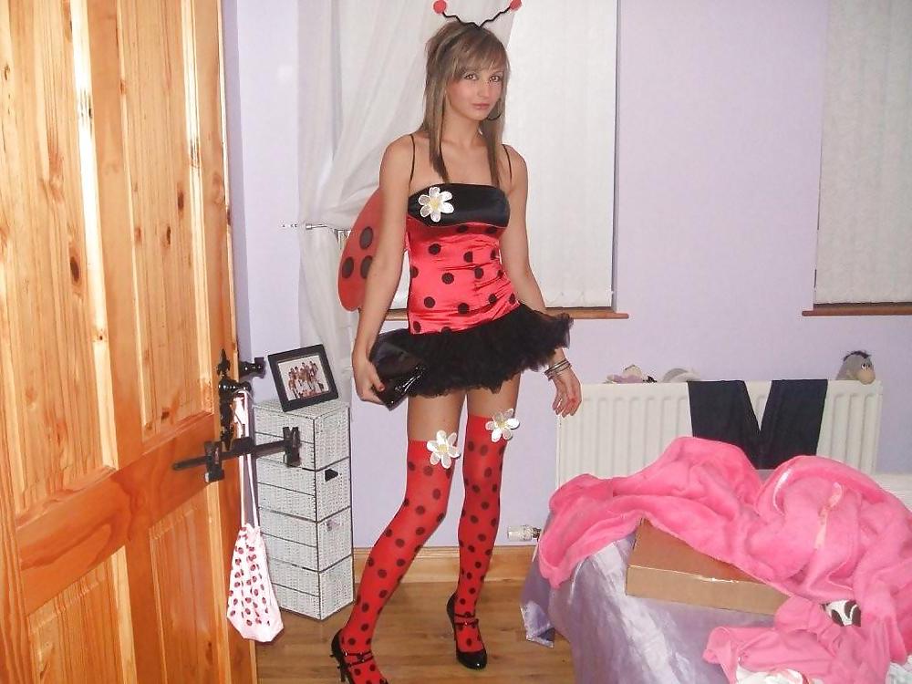 24P Cosplay Girls (Ladybird)