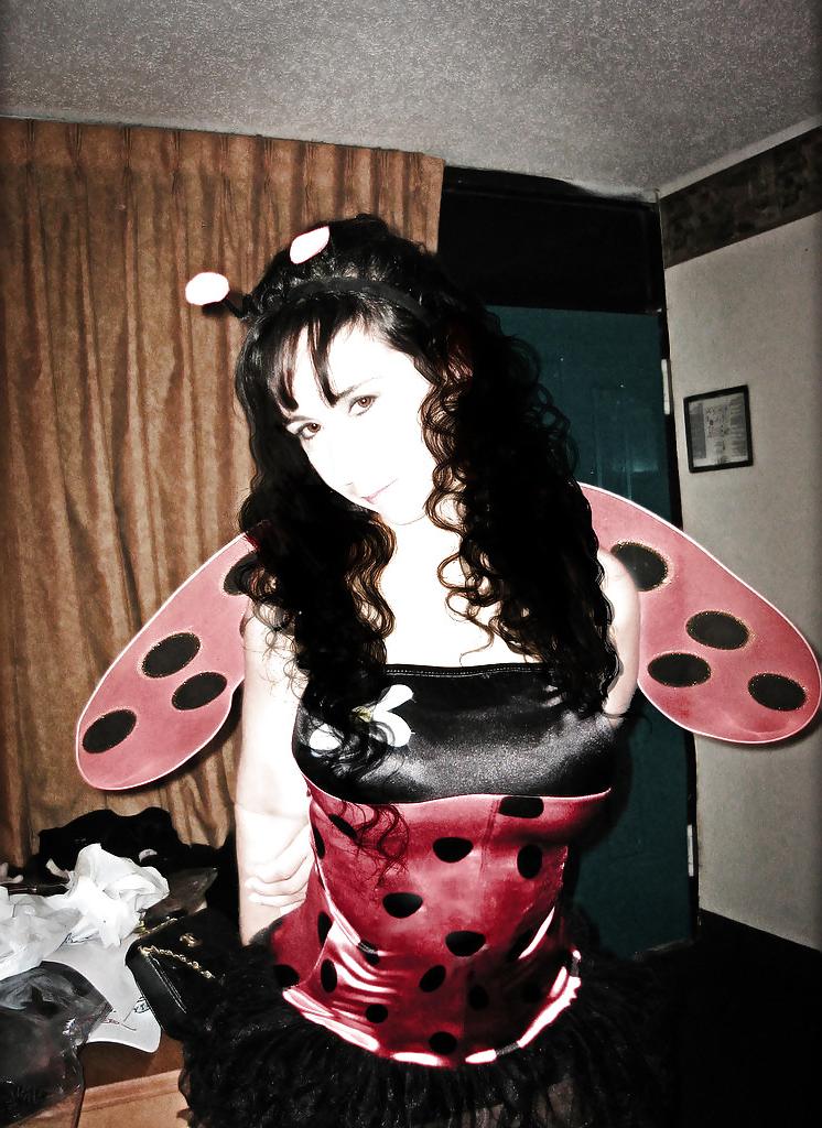 24P Cosplay Girls (Ladybird)