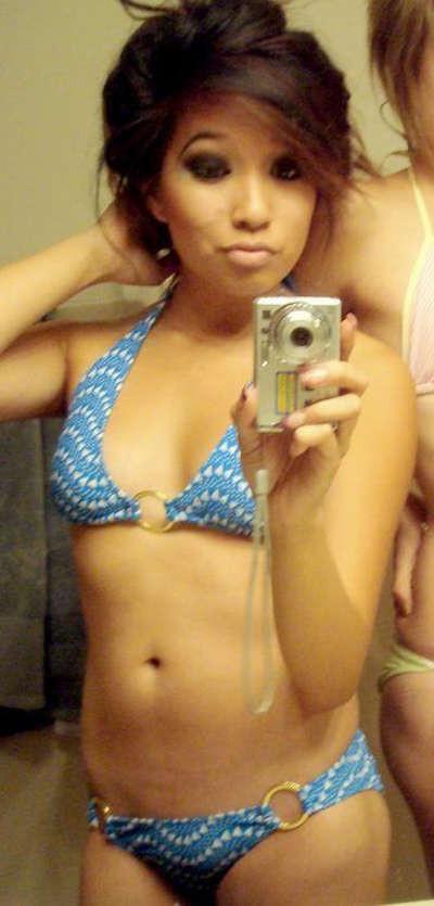 15P Photos of sexy Oriental girlfriends