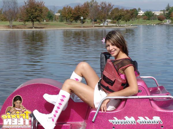 12P Trixie being naughty on the small boat