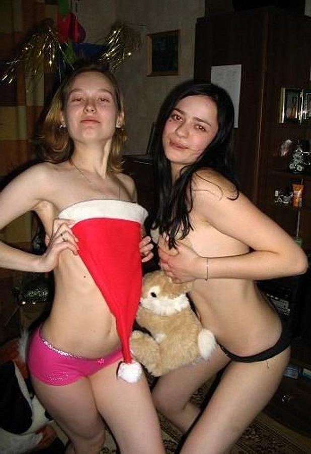 15P Gorgeous cute amateur busty teen posing on camera