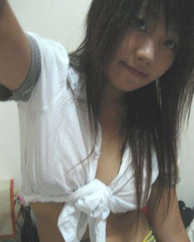 15P Pictures of lovely Oriental teens
