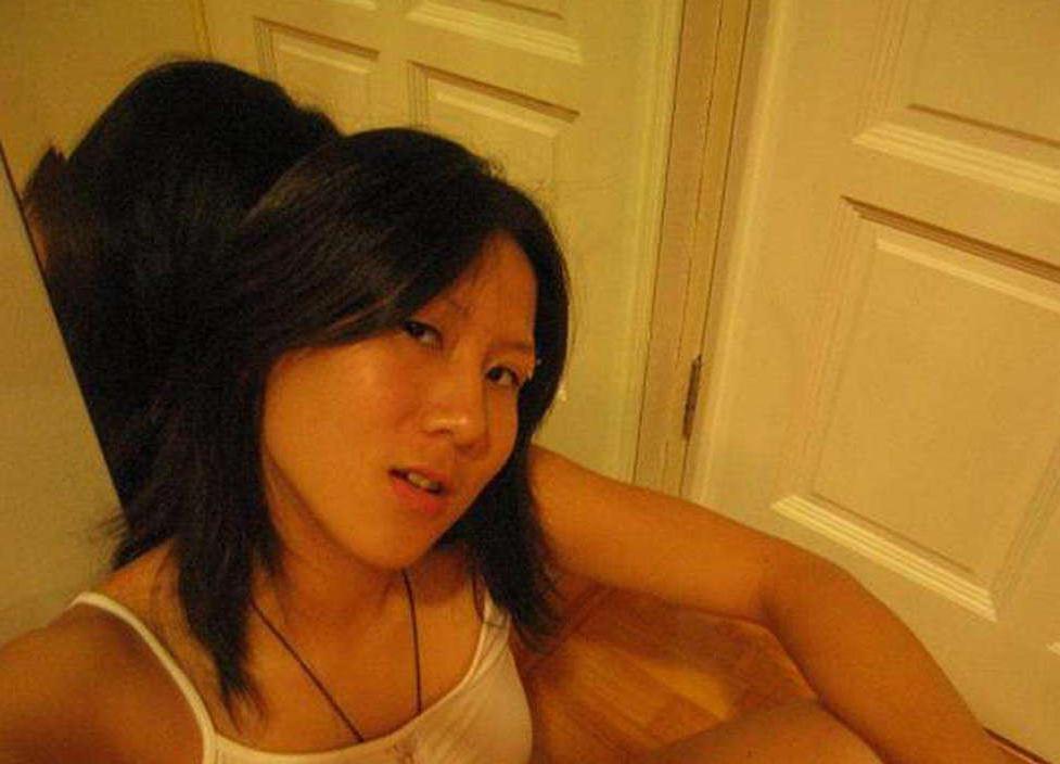 15P Pictures of an amateur Oriental sex kitten