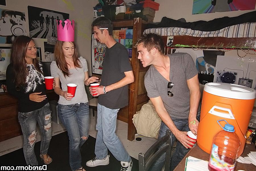 12P Super hot smoking teens nailed hard super hot real college sex party pics