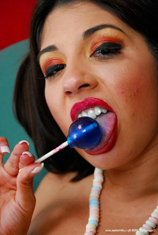 16P Alexis shoves a lollipop in her tight, wet pussy 
