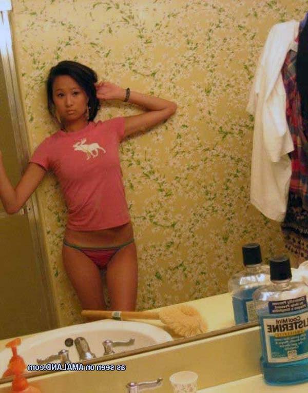 15P Photo set of various amateur kinky Oriental girlfriends