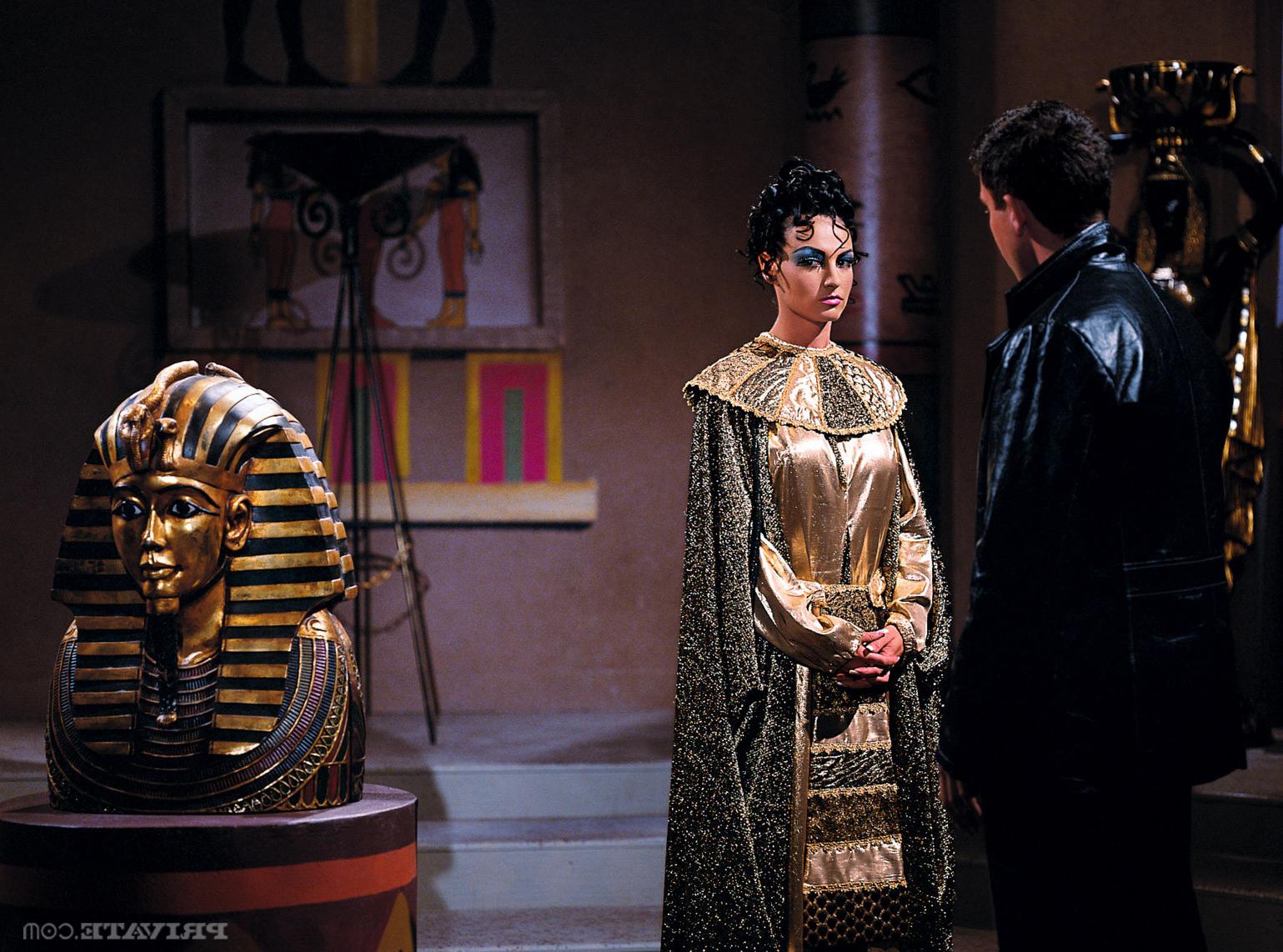 15P Dirty Cleopatra enjoying a hot roman orgy from all angles
