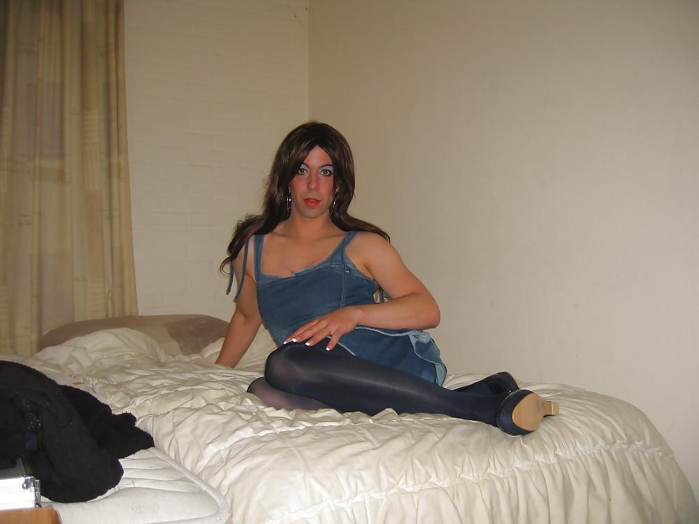 8P Another new dress and high heels 