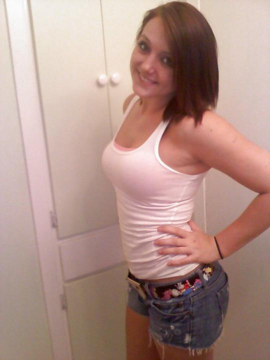 13P HORNY TEEN PUSSYS 2 COMMENT DIRTY PLS