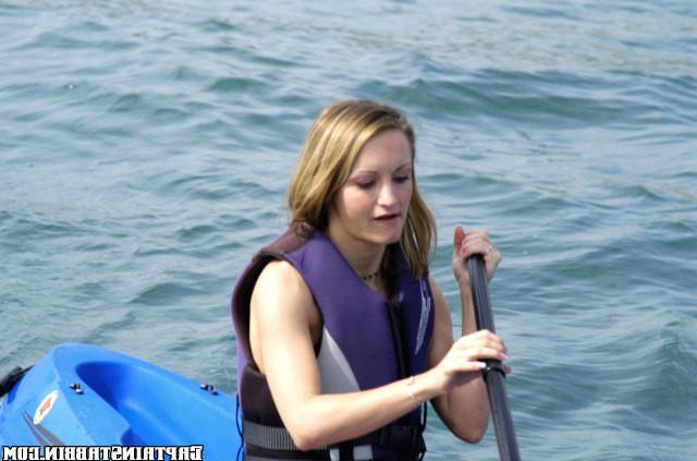15P Pierced brunette rides the boat and gets messy with facials