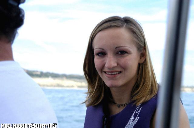 15P Pierced brunette rides the boat and gets messy with facials