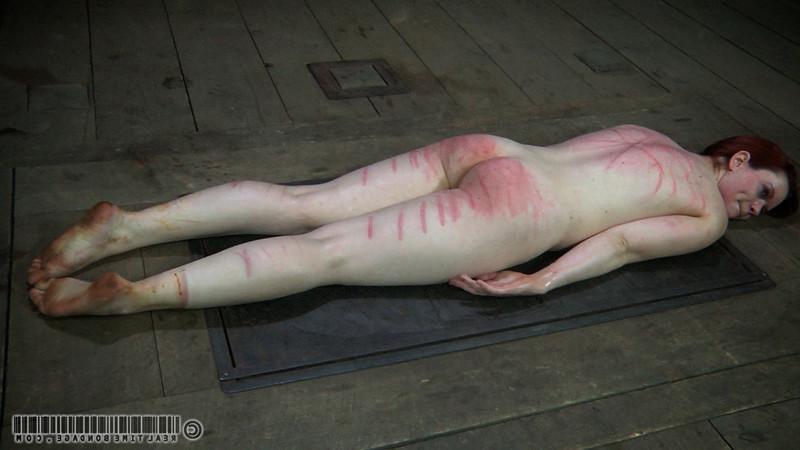 16P Hazel Hypnotic has the kind of pale skin 