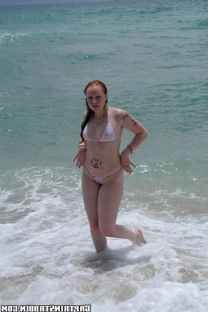 15P This fleshy redhead chick joining captain stabbin for a boat bang