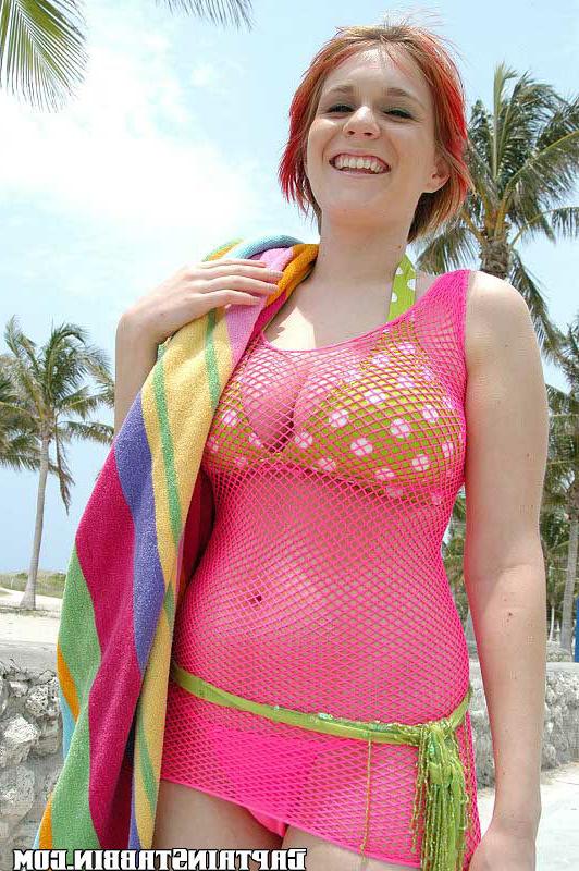 15P Cute red head gets creamed 2 times on her first boat ride in these pics